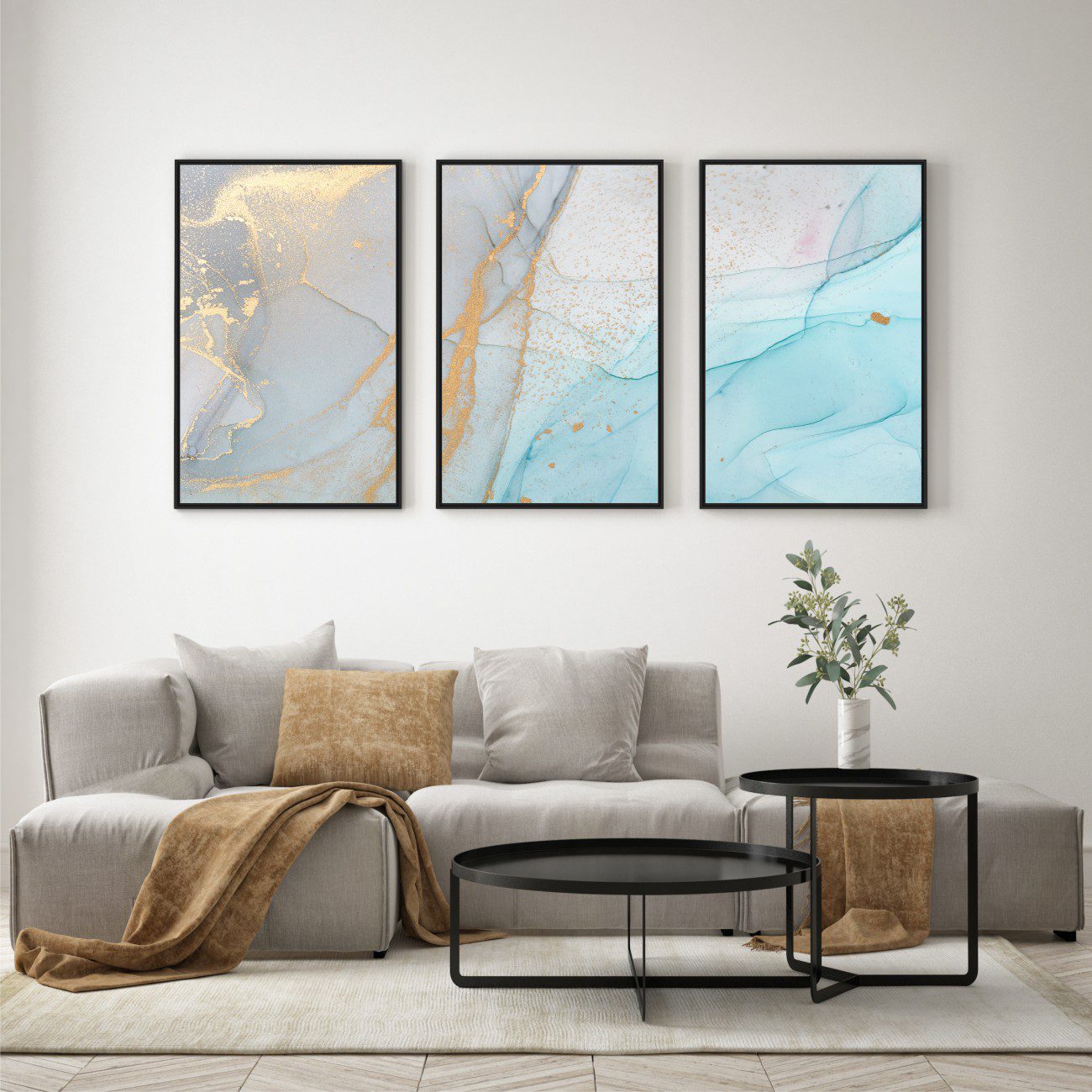Composição com 3 Quadros Abstrato Marmorizado Azul Claro com Dourado