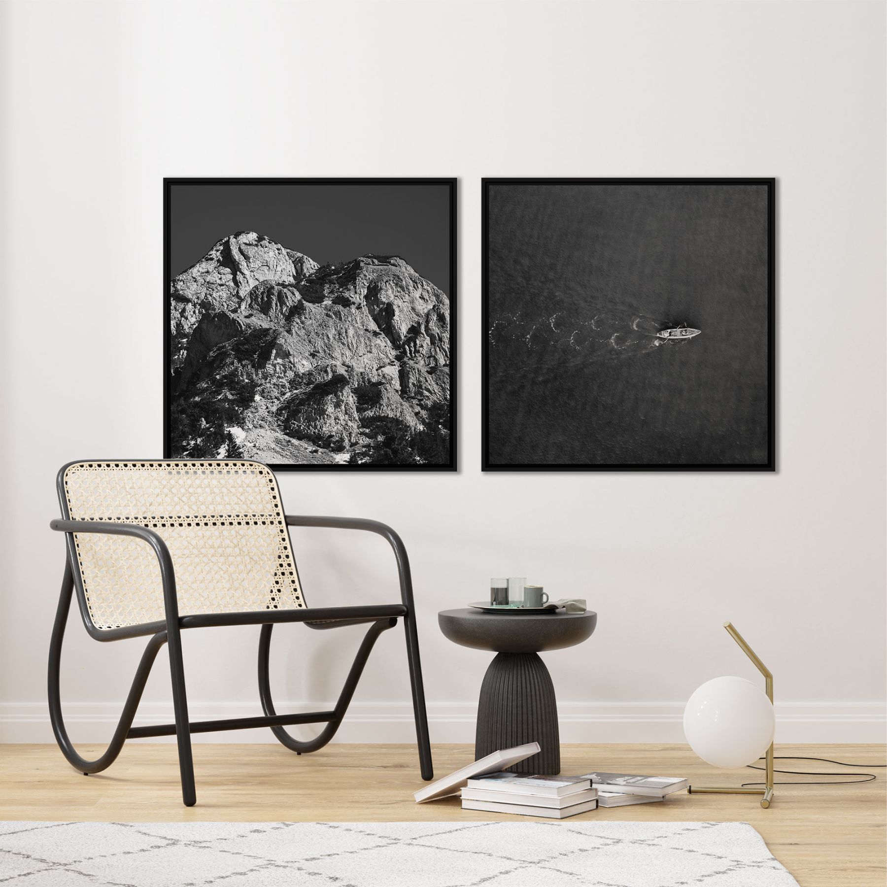 Conjunto com 2 Quadros Barco no Mar e Montanha