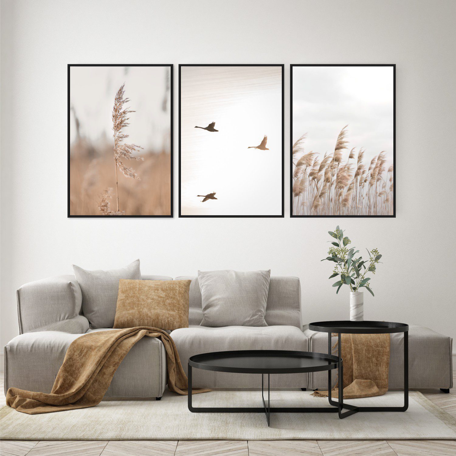 Conjunto com 3 Quadros com Paisagens em Tons Neutros
