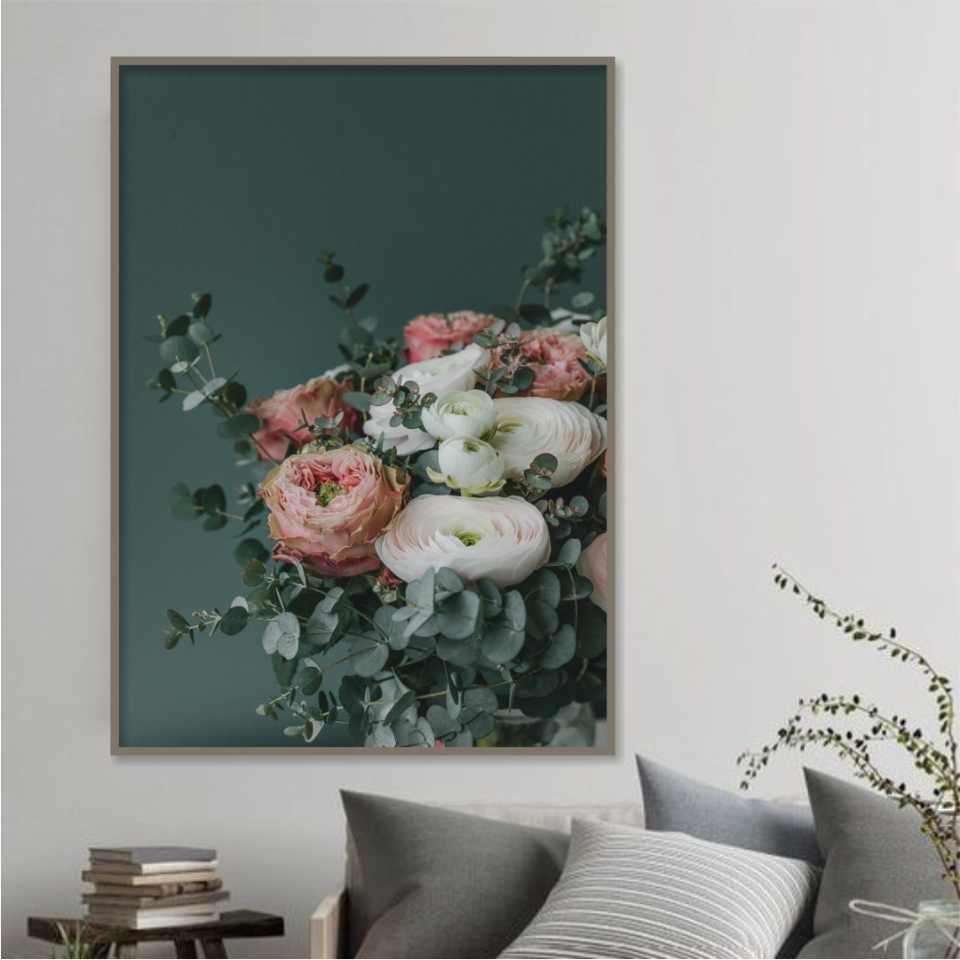 Quadro Arranjo de Flores com Fundo Verde