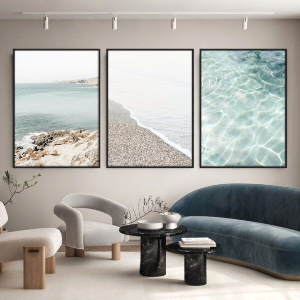 Conjunto com 3 Quadros com Paisagem de Mar de Praia